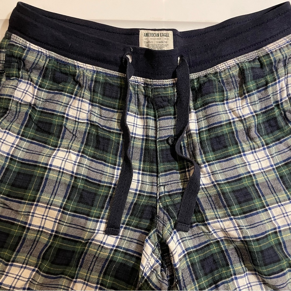 American Eagle Outfitters Men's Plaid Pajama Bottoms - Navy and Green